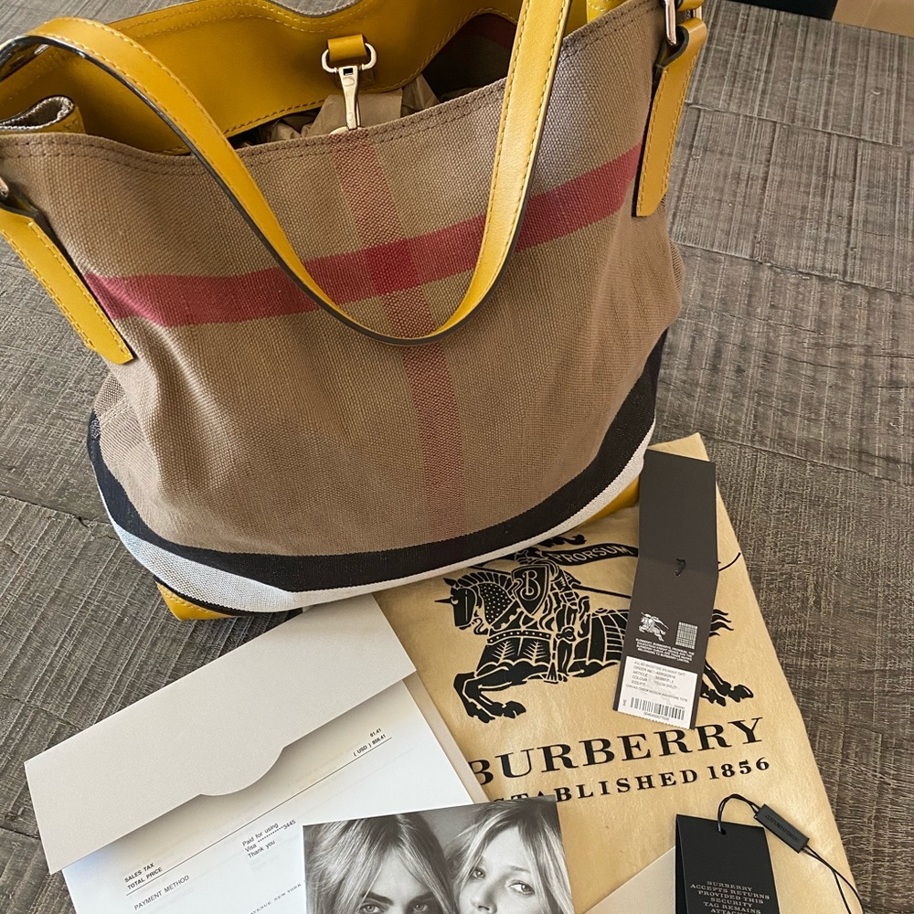Burberry canvas check medium Maidstone Tote